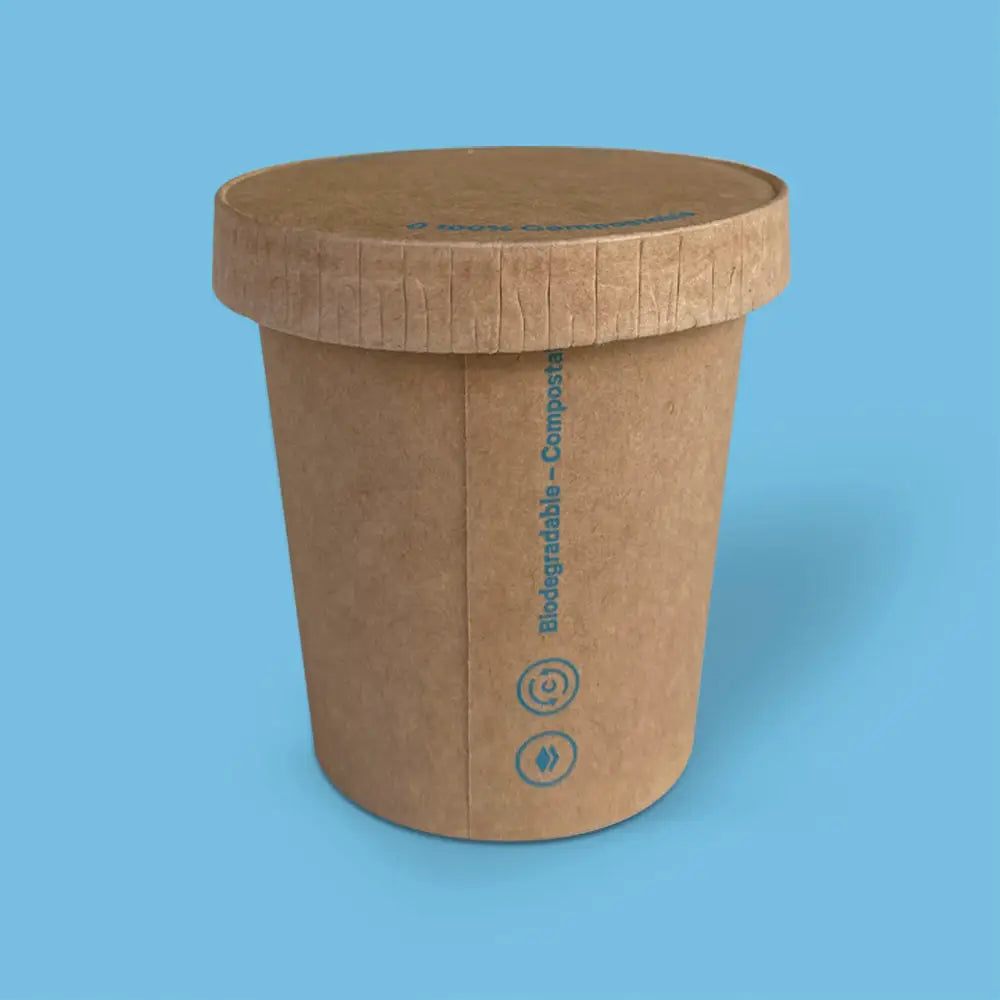 Vaso con tapa para café Surtido Plasútil elaborado en plástico.